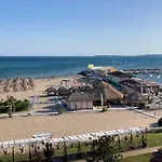 Apartment Beachfront In Marina Dinevi *