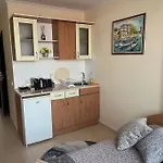 Beachfront In Marina Dinevi Apartment Sveti Vlas
